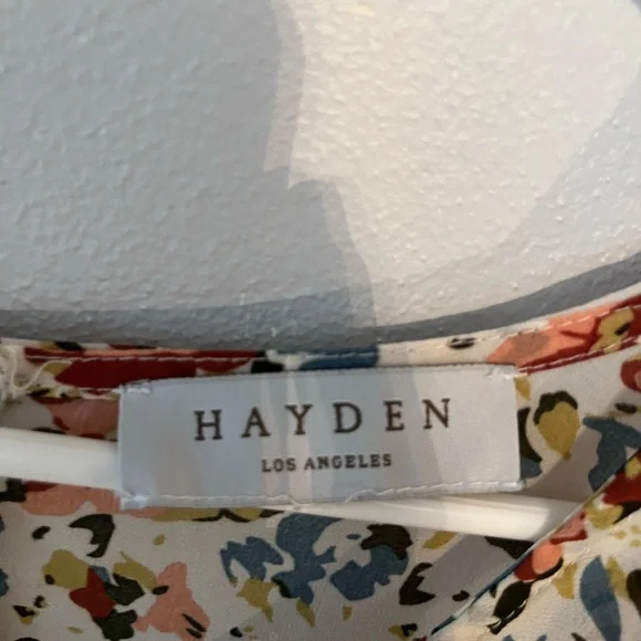 Hayden med/large Floral Print Peplum Top - Picture 7 of 12